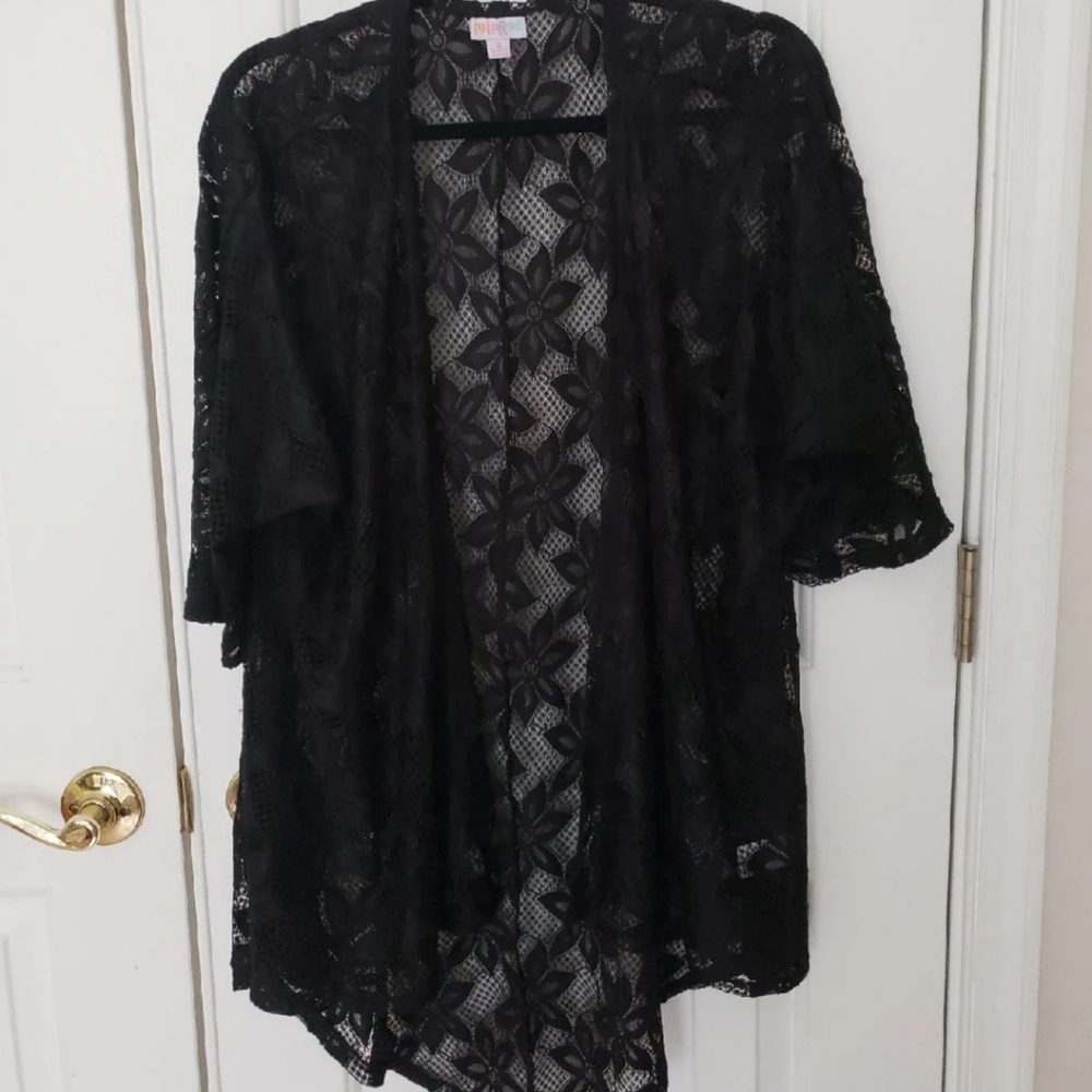NWOT solid black lace Lularoe Lindsey